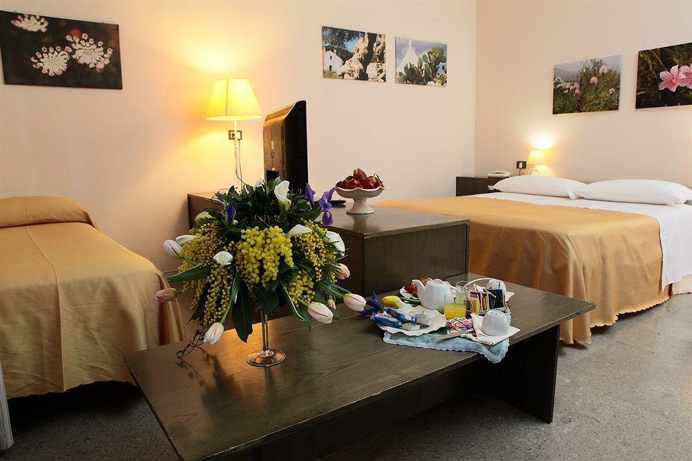 Park Hotel San Michele Мартина Франка Екстериор снимка