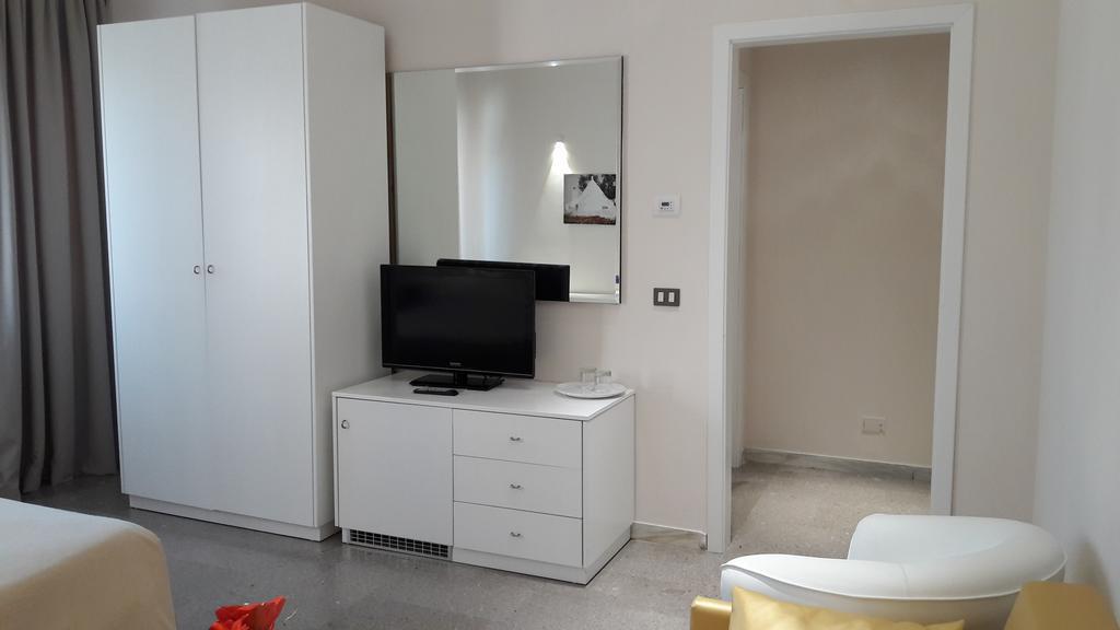 Park Hotel San Michele Мартина Франка Екстериор снимка