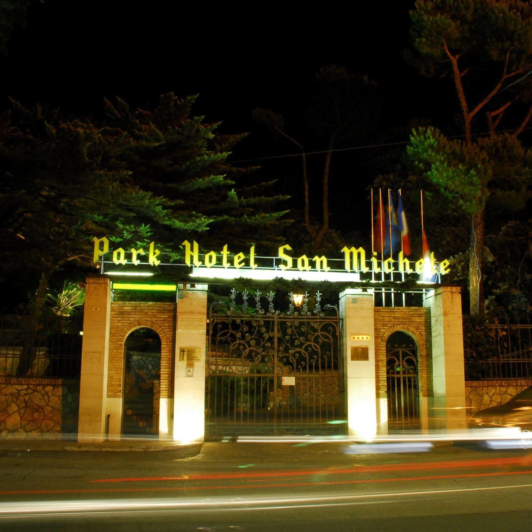 Park Hotel San Michele Мартина Франка Екстериор снимка