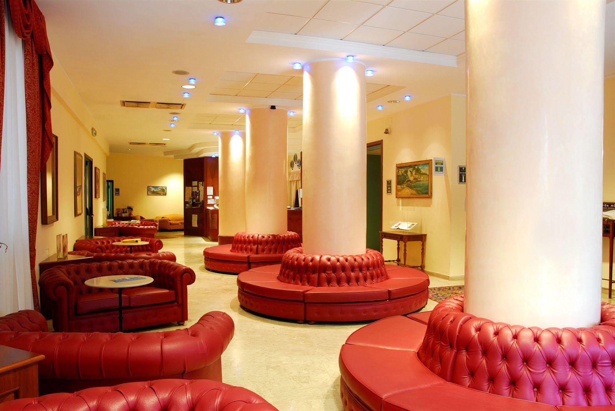 Park Hotel San Michele Мартина Франка Екстериор снимка
