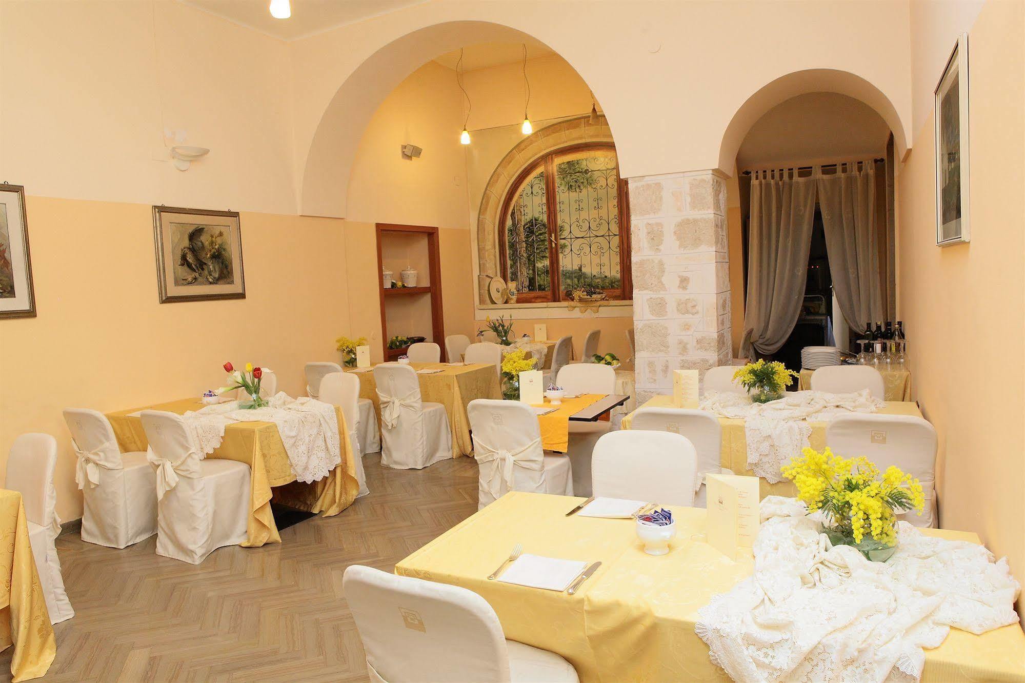 Park Hotel San Michele Мартина Франка Екстериор снимка