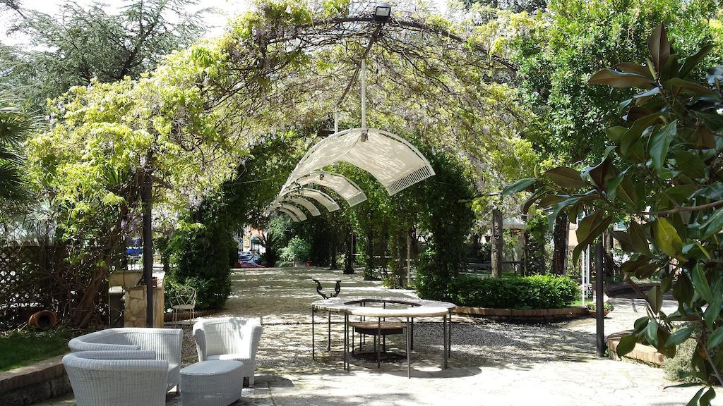 Park Hotel San Michele Мартина Франка Екстериор снимка