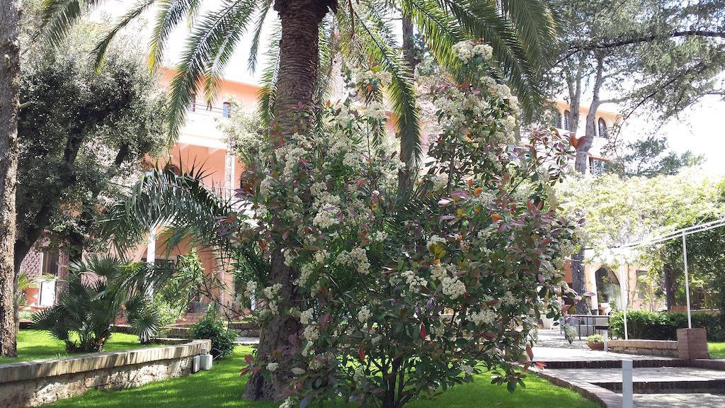 Park Hotel San Michele Мартина Франка Екстериор снимка