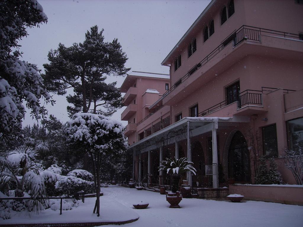 Park Hotel San Michele Мартина Франка Екстериор снимка